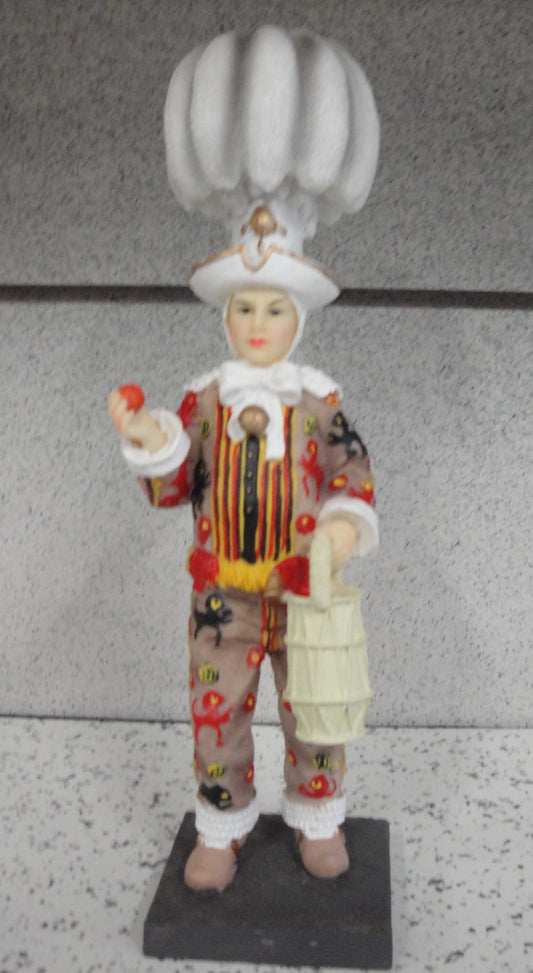 Résine-Statuette Carnaval (réf.gilles avec chapeau)